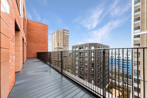 3 Bed Flat, Levy Building, SE17 - Photo 1