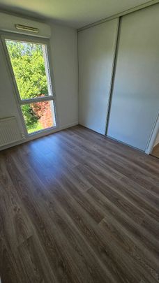 A LOUER T3 avec terrasse et garage au centre de Sérézin du Rhône - Photo 1