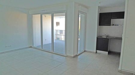 Location Appartement 2 pièces 43m² TOULOUSE 31200 - Photo 2