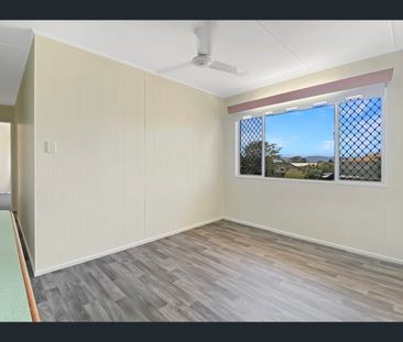 24 Lavarack St, Mount Louisa, Qld 4814 - Photo 3