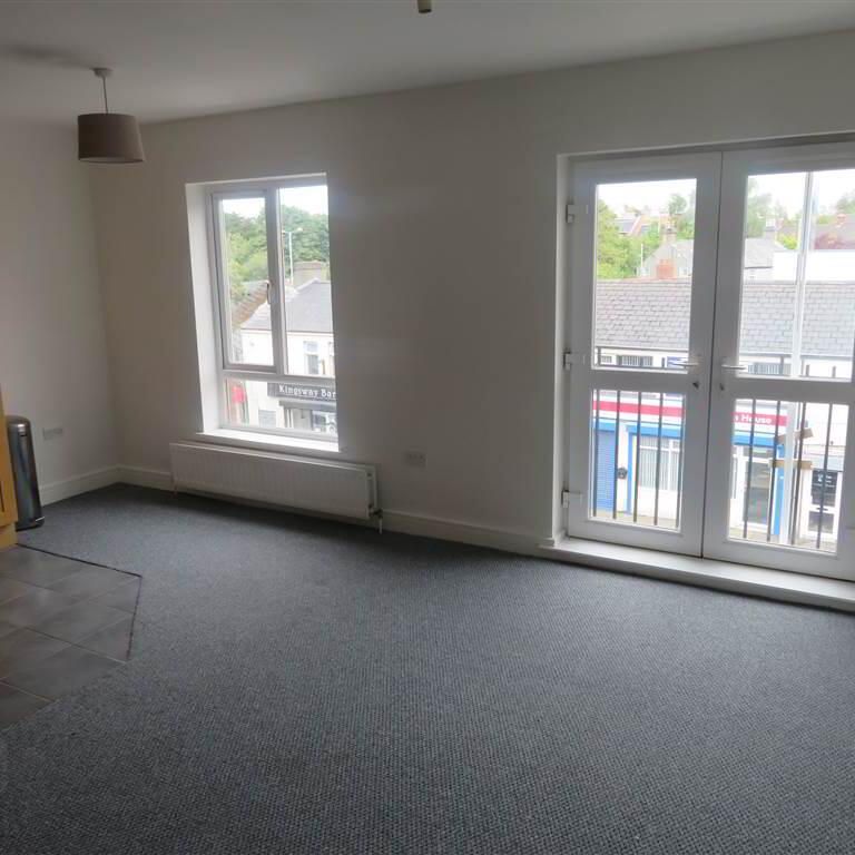 7 Kingsway Court, Dunmurry, Belfast, BT17 9SE - Photo 1