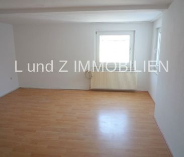 * Berufstätige oder Studenten willkommen * 2 Zimmer Wohnung großer ... - Foto 1