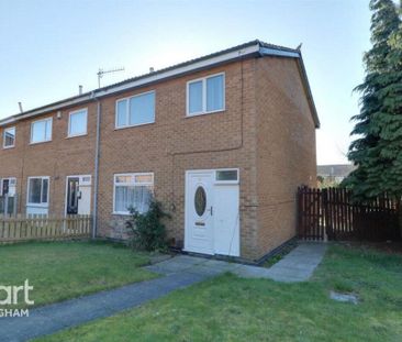 3 bedroom end of terrace house to rent - Photo 3