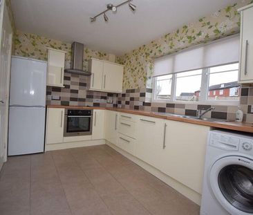 3 bedroom detached house to rent - Photo 3