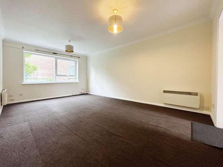 Tithe Court, Slough, SL3 - Photo 3