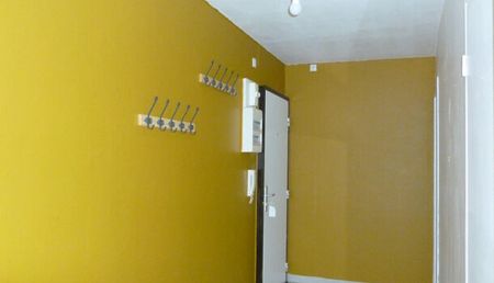 Appartement 4 pièces 84m2 REIMS 890 euros - Photo 5