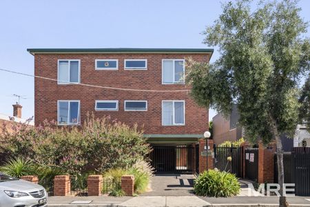 Stylish apartment in prime Richmond location - Photo 4