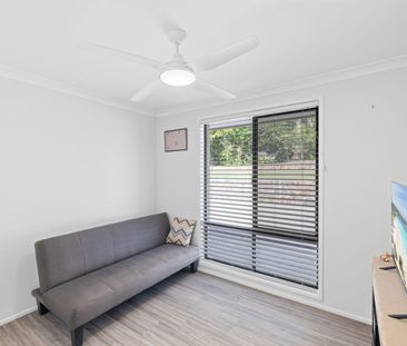 ***BREAK LEASE*** Four bedroom home with caravan, boat or extra car... - Photo 1