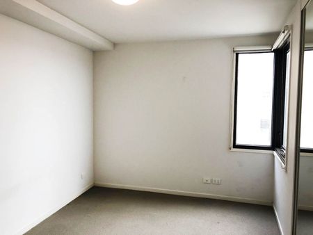 1 Bedroom Apartment with Stunning Views - Photo 5