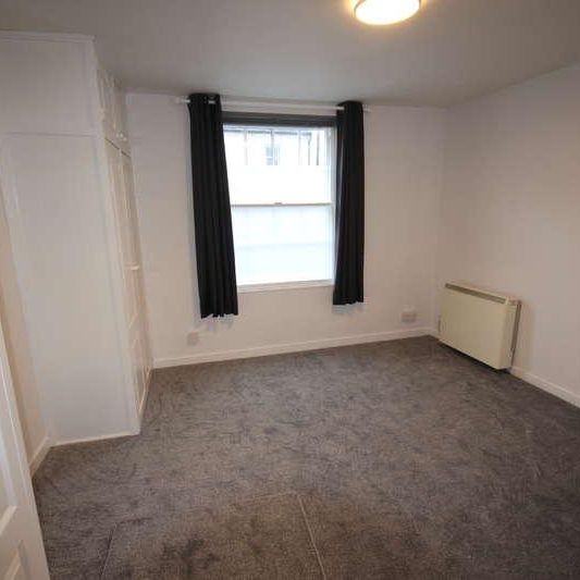 High Street, Tutbury, DE13 - Photo 1