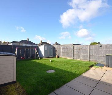 3 bedroom detached house to rent - Photo 2