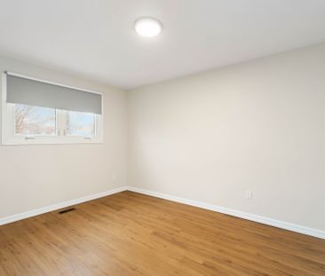For Lease - 517 Mohawk Road Unit# Main, Hamilton, Ontario - Photo 6
