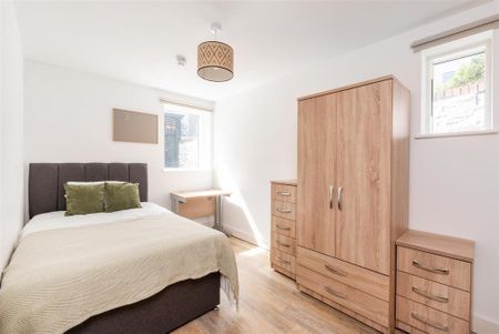 7 bedroom detached house to rent - Photo 4