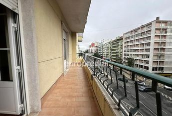 Apartamento T3 em Lisboa