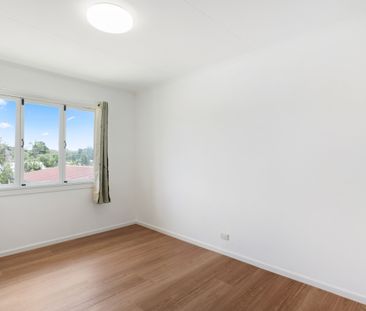 21 Luprena Street, Mansfield QLD 4122 - House For Rent | Domain - Photo 4