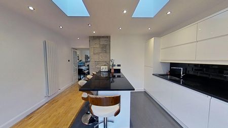 2 bedroom terraced house to rent - Photo 5