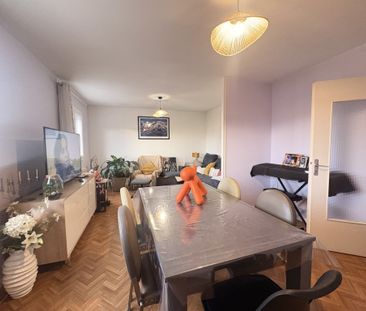 T3 spacieux – 74 m2 avec balcon et garage - Photo 1