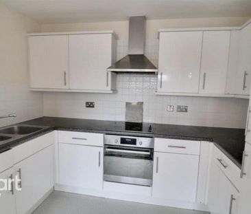 2 bedroom apartment to rent - Photo 4