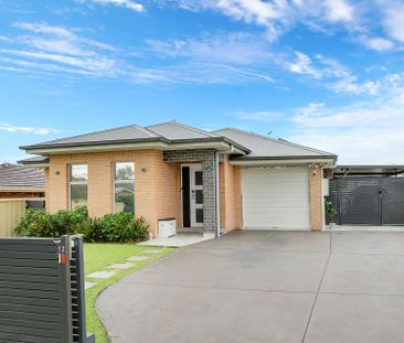 12 Robinson Street, Riverstone. - Photo 4