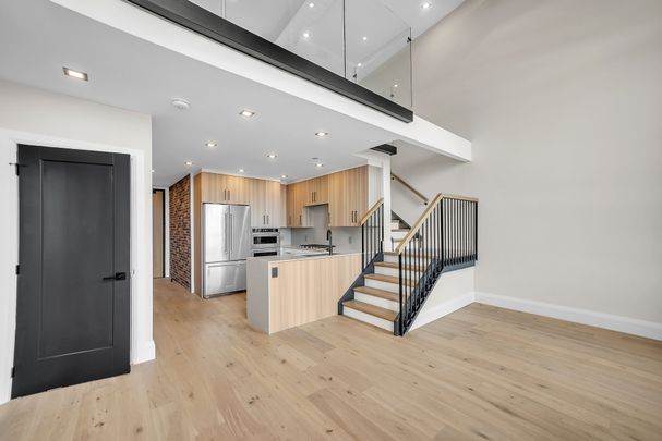 For Lease - 38 Front Street Unit# Unit # 6, Quinte West, Ontario - Photo 1