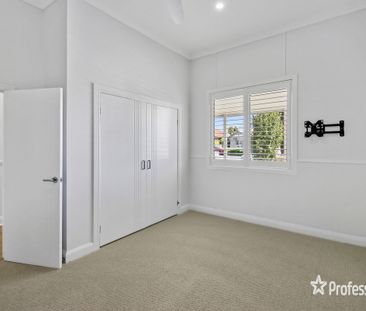 21 Norman Street, Turvey Park NSW 2650 - Photo 3