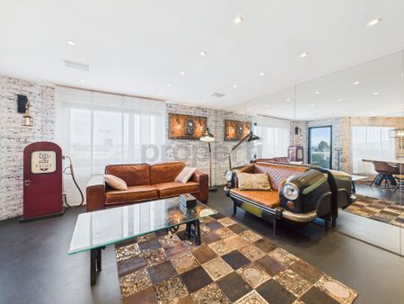 Unique 2.5-room apartment in Zug - Photo 3