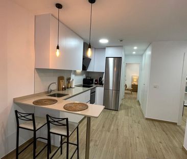 Piso de alquiler en Calle Mariano Soler Olmos, El Raval - Portes En... - Photo 5