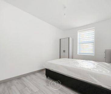 6 bedroom house of multiple occupation to rent - Photo 1