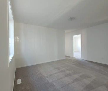 40 Carringham Gate N.W. — 40 Carringham Gate N.W. - Photo 1