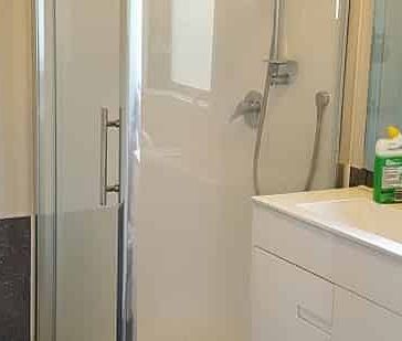 Charming 3BR New Lynn Retreat! - Photo 5