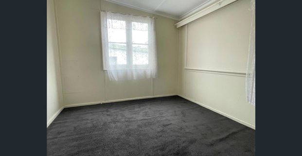 Close to Everything! - Photo 1