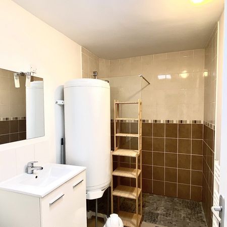 Location Appartement 3 pièces 68m² CROIX 59170 - Photo 4