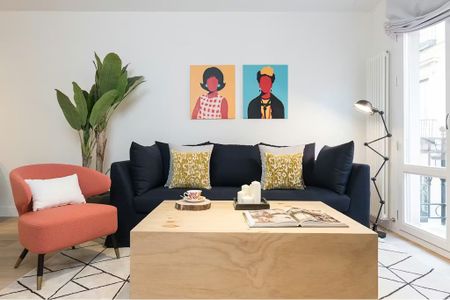 Calle del Amor de Dios, Madrid, Community of Madrid 28014 - Photo 3