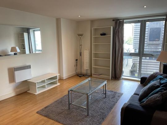 1 bedroom apartment to rent - Photo 1