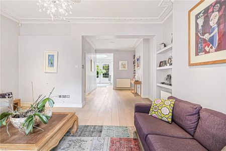 5 bedroom terraced house to rent - Photo 4