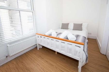 Gyllyng Street, Falmouth, TR11 - Photo 5