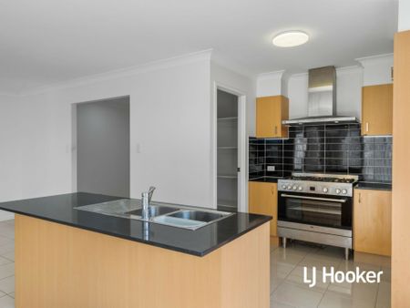 35 Otway Circuit, Fitzgibbon QLD, Belconnen - Photo 4