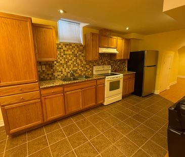 For Lease - 23 Trudeau Drive, Vaughan, Ontario - Photo 2