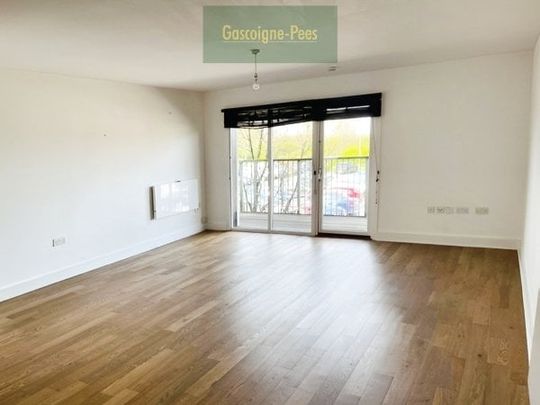 Beggarwood, RG22 - Photo 1