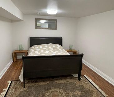 For Lease - 78 Longford Drive Unit# Lower, Newmarket, Ontario - Photo 3