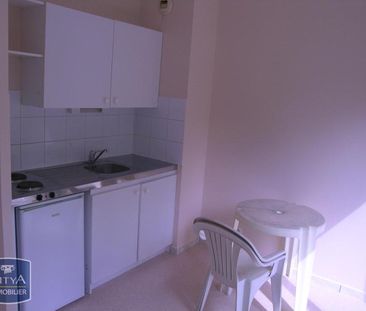 Location Appartement 1 pièce 22m² JACOB BELLECOMBETTE 73000 - Photo 2