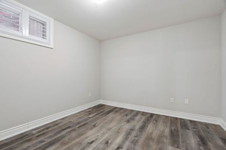 For Lease - 797 Oxford Street Unit# Basement, Toronto, Ontario - Photo 2