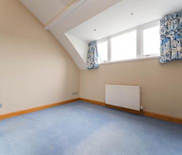 3 bedroom apartment to rent - Photo 4
