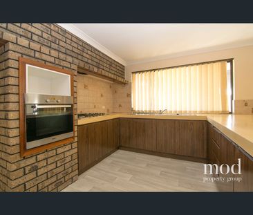3 Heston Cl, Leeming, WA 6149 - Photo 5