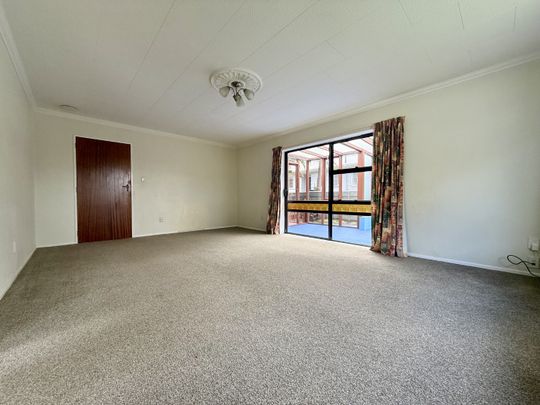 3-Bedroom Home in Totara Park - Photo 1