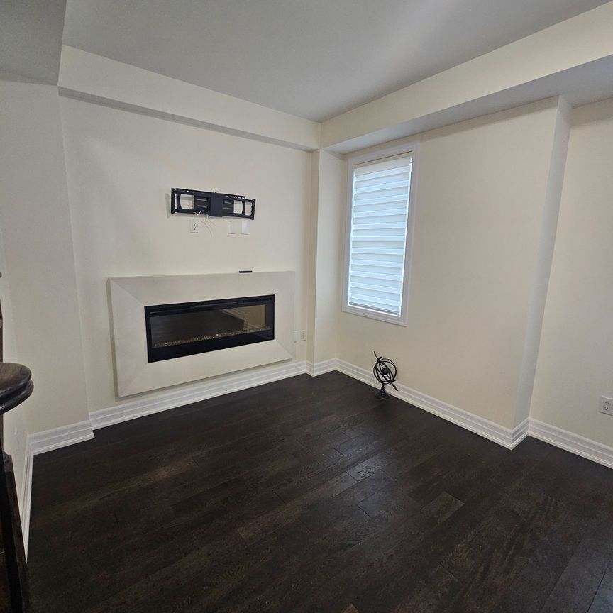 For Lease - 29 Amherst Circle, Vaughan, Ontario - Photo 1