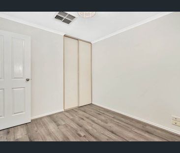 Neat & Tidy 3 Bedroom Home in Quiet Complex - Photo 5