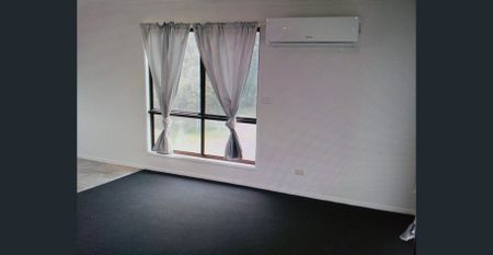 BIG Property + Extra block + Shed + Workshop + Separate Rumpus -(Granny Flat Style) - Photo 2