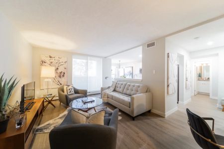 1C Renovated - Photo 5