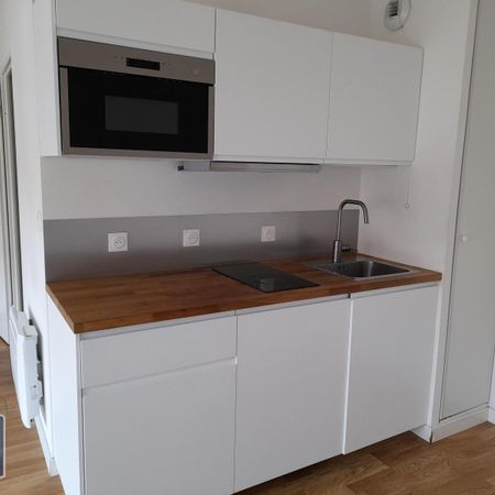 Location Appartement 1 pièce 28m² LENS 62300 - Photo 3